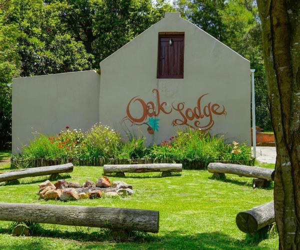 Oak Lodge
